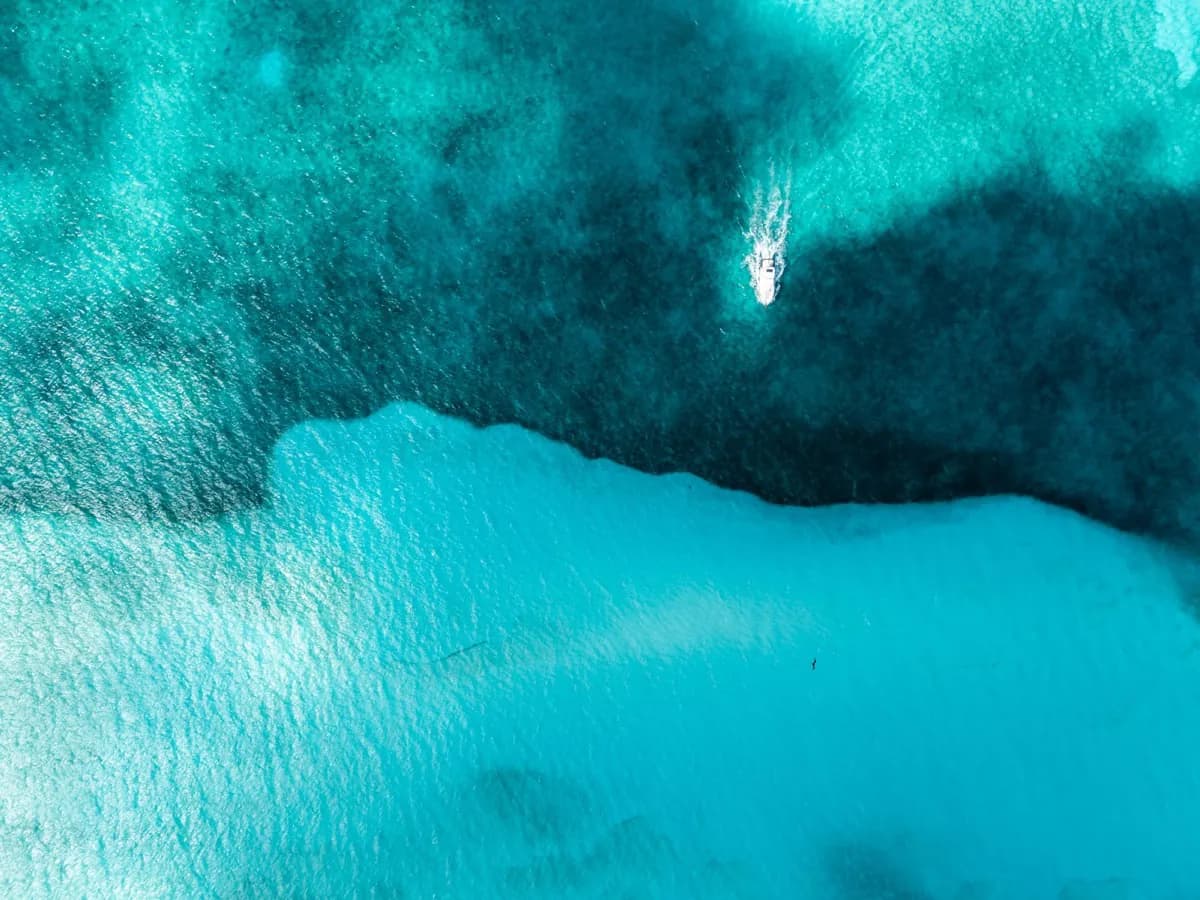 Blanquizal + snorkel - experiencia de lujo en yate en Cancún